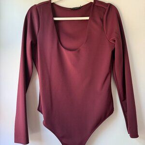 Good American Oxblood Scuba Scoop Neck Bodysuit (XL)